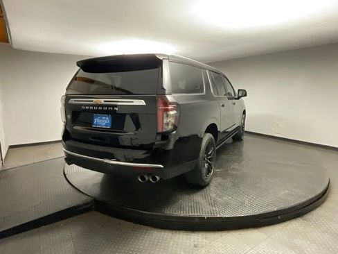 Certified 2023 Chevrolet Suburban High Country w/ LPO, Illumination Package image 8