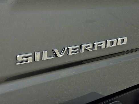Used 2026 Chevrolet Silverado 1500 Custom Trail Boss AWD/4WD image 31