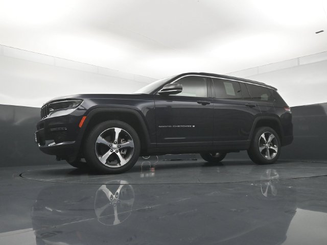 Used 2023 Jeep Grand Cherokee L Limited w/ Luxury Tech Group II AWD/4WD image 20