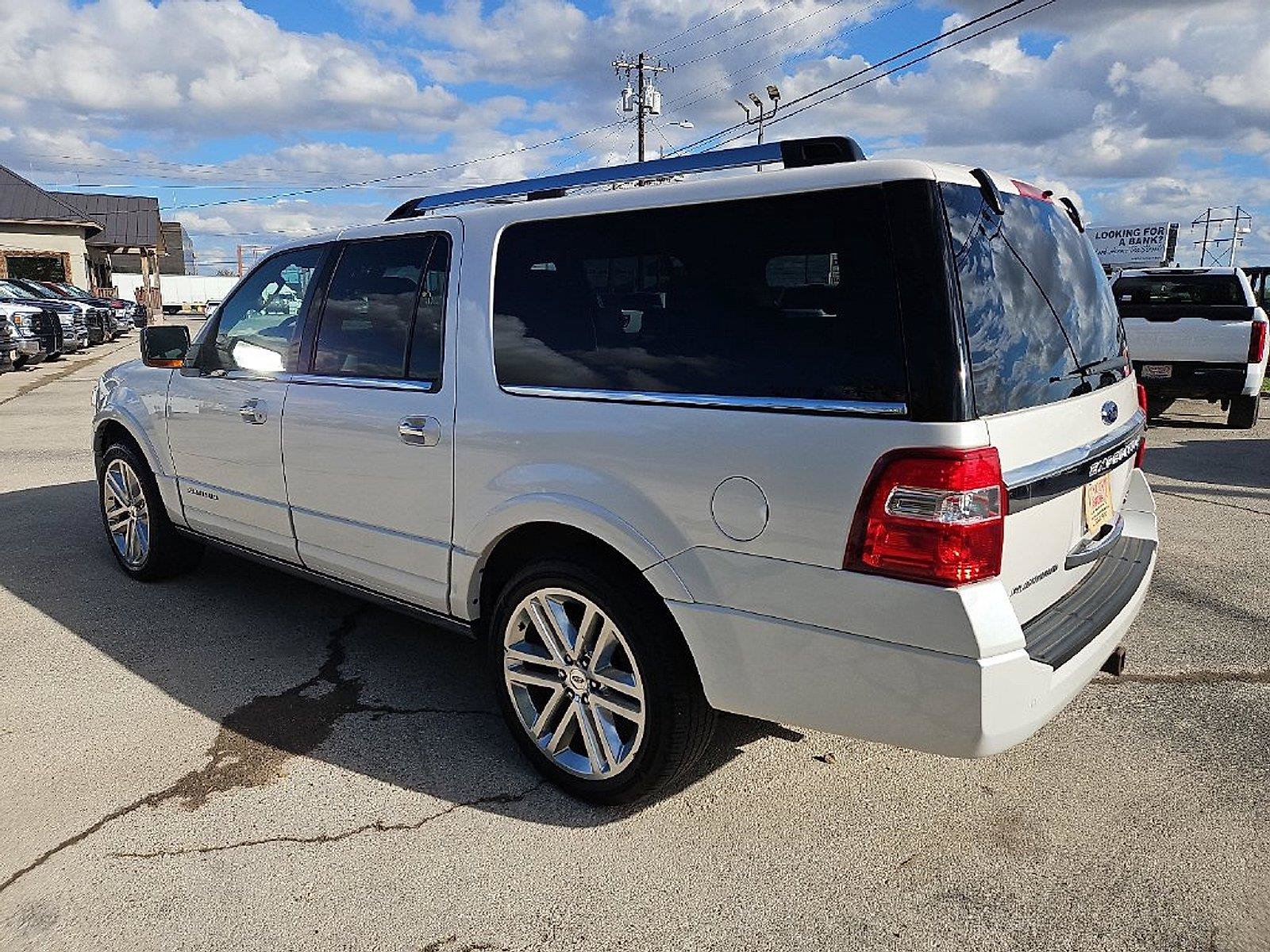 Used 2017 Ford Expedition EL Platinum RWD image 4