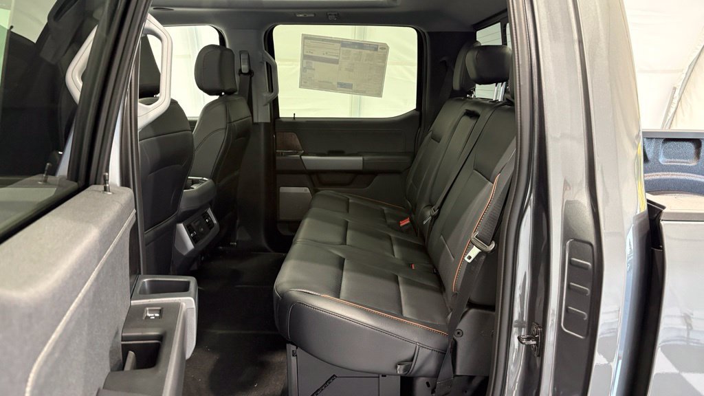 New 2026 Ford F350 Lariat w/ Tremor Off-Road Package AWD/4WD image 16