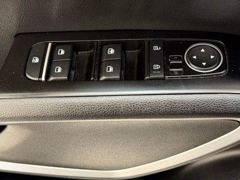 Used 2023 Kia Soul LX w/ LX Technology Package image 26