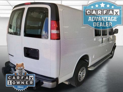 Used 2024 Chevrolet Express 2500 w/ Driver Convenience Package RWD image 2