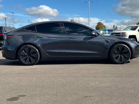 Used 2025 Tesla Model 3 Long Range RWD image 3