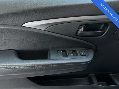 Certified 2025 Honda Ridgeline Sport image 11