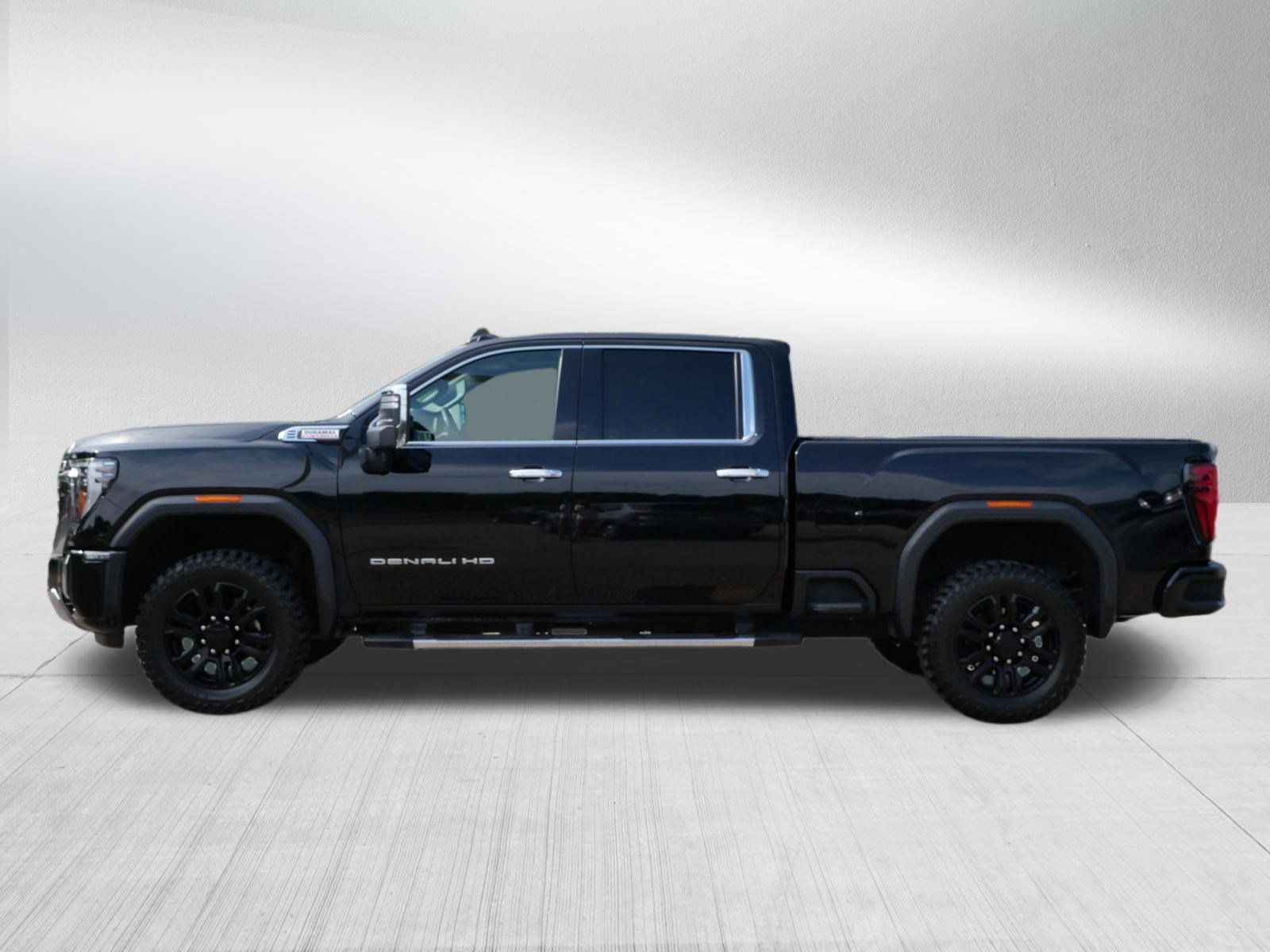 Used 2024 GMC Sierra 2500 Denali w/ Denali Reserve Package AWD/4WD image 4