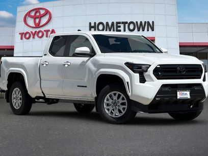 New 2026 Toyota Tacoma SR5