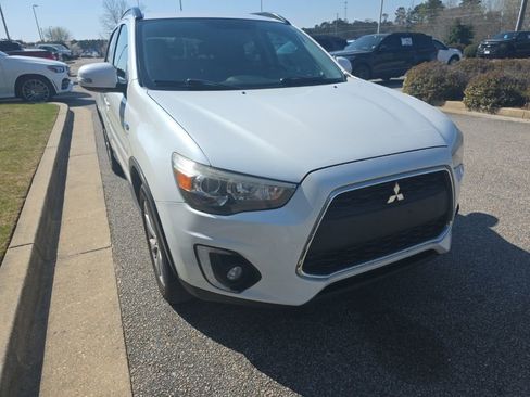 Used 2015 Mitsubishi Outlander Sport GT image 19