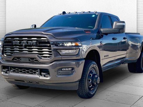 Used 2026 RAM 3500 Big Horn AWD/4WD image 11