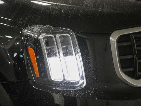 Used 2023 Kia Telluride SX Prestige image 8