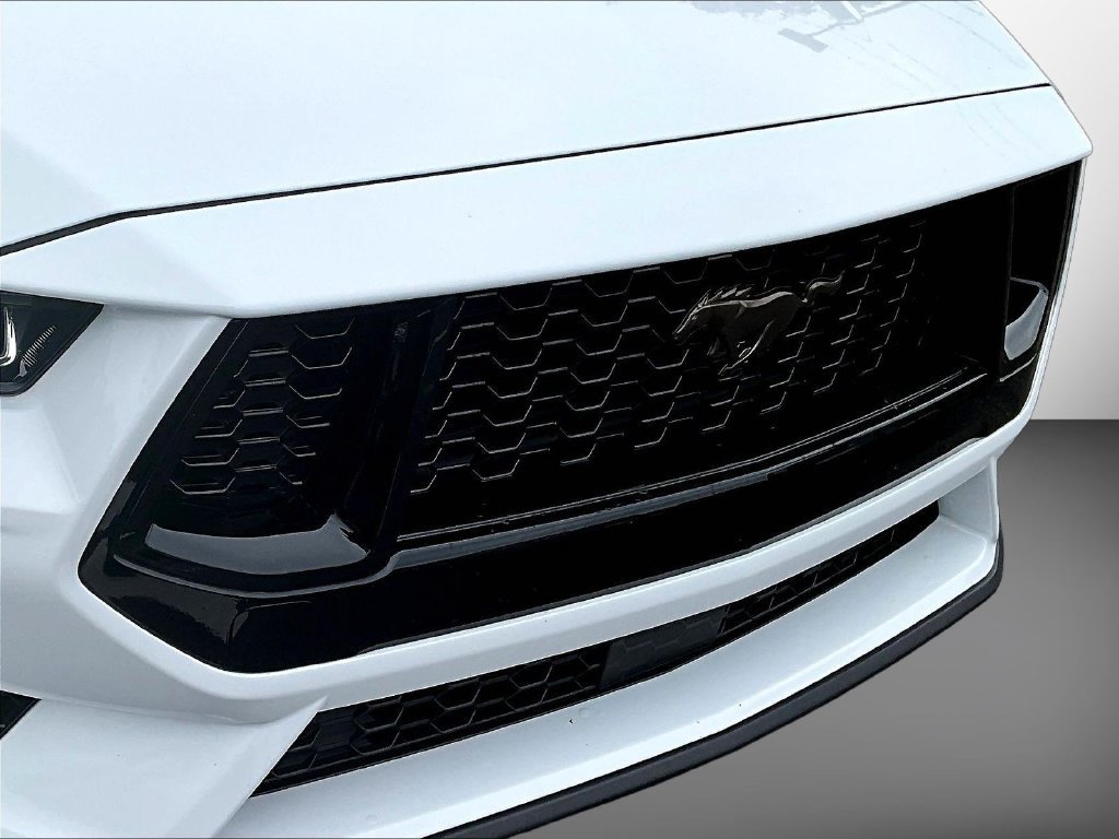 Used 2025 Ford Mustang GT Premium RWD image 34