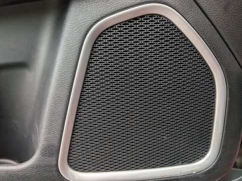 Certified 2021 Jeep Compass Latitude image 14