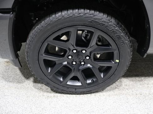 New 2026 RAM 1500 Laramie AWD/4WD image 4