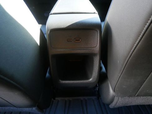 Certified 2024 Buick Envista Sport Touring w/ Convenience I Package image 18