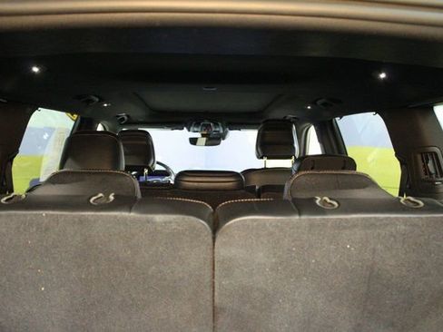 Used 2021 Jeep Grand Cherokee L Summit w/ Luxury Tech Group V image 19