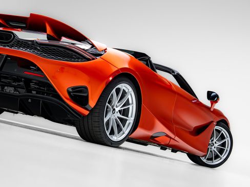 Used 2024 McLaren 750S Spider RWD image 66