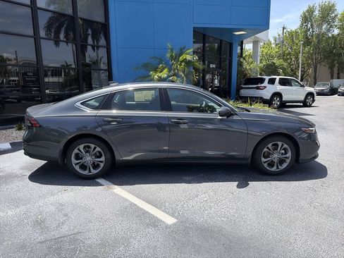 Used 2024 Honda Accord EX image 9