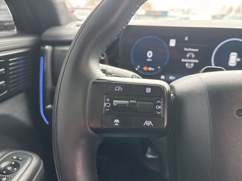 Used 2025 Hyundai Santa Fe Calligraphy image 16