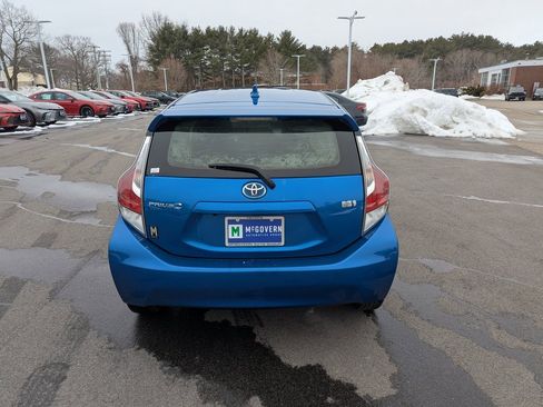 Used 2016 Toyota Prius C Three image 4