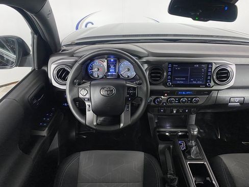 Certified 2023 Toyota Tacoma TRD Off-Road image 17