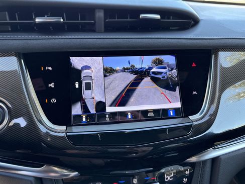 New 2025 Cadillac XT6 Premium Luxury w/ Platinum Package image 25