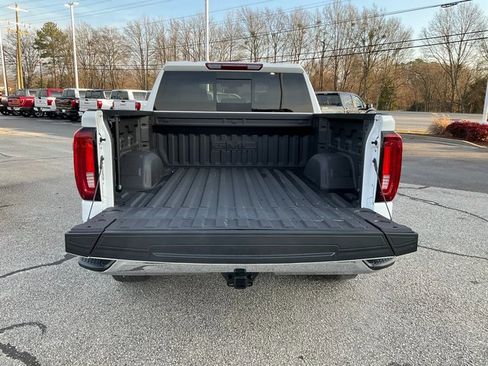 Used 2022 GMC Sierra 1500 SLT w/ SLT Premium Plus Package image 17