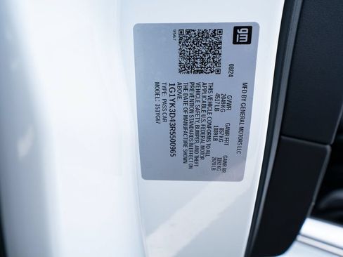 Used 2024 Chevrolet Corvette E-Ray AWD/4WD image 51