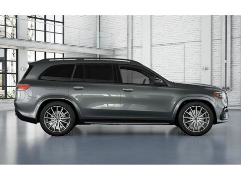 New 2026 Mercedes-Benz GLS 580 4MATIC image 2