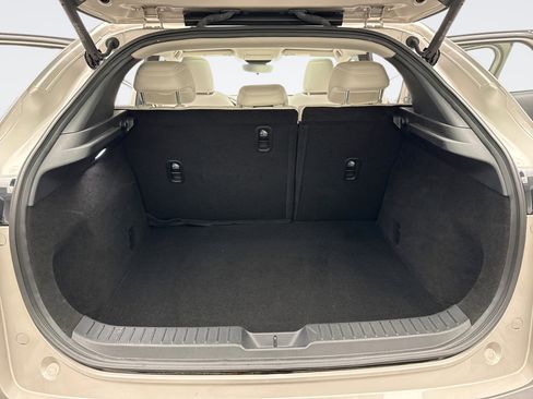 Used 2023 MAZDA CX-30 AWD 2.5 S w/ Premium Package image 23