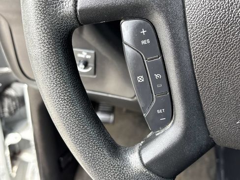 Used 2019 Chevrolet Express 3500 LT w/ LT Preferred Equipment Group RWD image 19