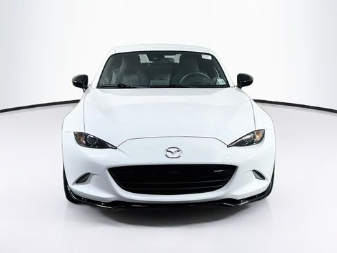 Used 2021 MAZDA MX-5 Miata RF Club RWD image 2