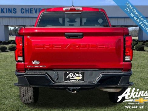 Used 2024 Chevrolet Colorado Z71 w/ Advanced Trailering Package image 6