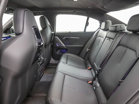 New 2026 BMW M5 w/ Carbon Package image 22