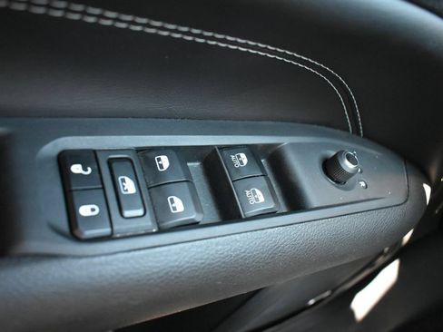 Used 2024 Jeep Compass Limited AWD/4WD image 22