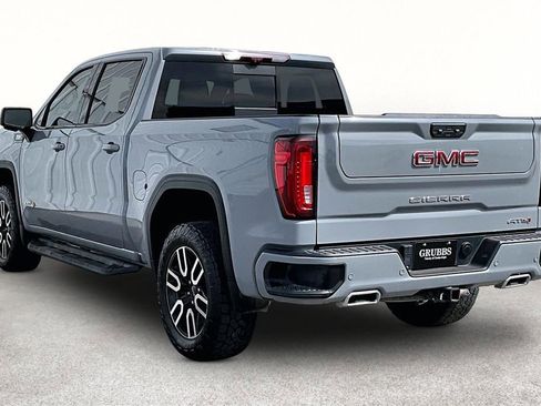 Used 2024 GMC Sierra 1500 AT4 w/ Technology Package AWD/4WD image 15
