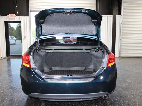 Used 2017 Toyota Corolla SE FWD image 26