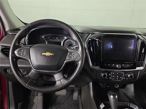 Used 2019 Chevrolet Traverse RS image 9
