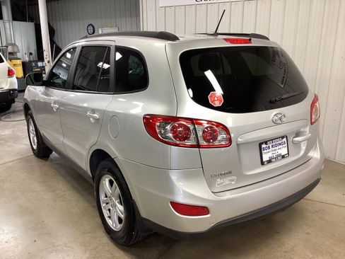 Used 2011 Hyundai Santa Fe GLS image 3