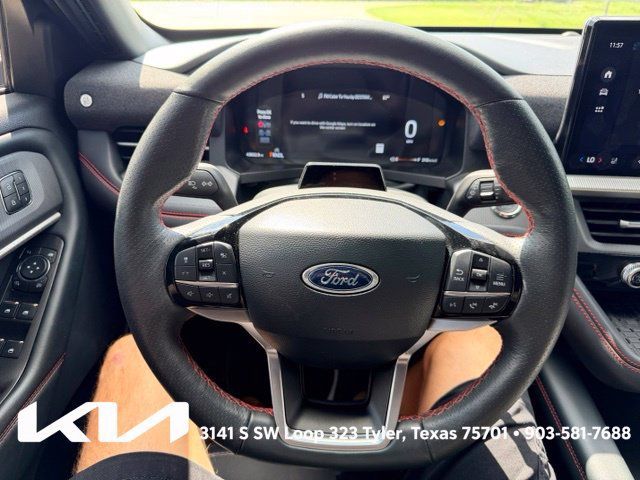 Used 2025 Ford Explorer ST-Line w/ Premium Package RWD image 18