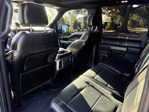 Used 2019 Ford F150 Raptor w/ Equipment Group 802A Luxury AWD/4WD image 21