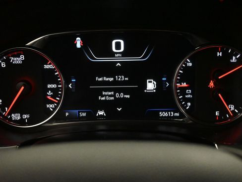 Used 2023 Chevrolet Traverse Premier w/ Redline Edition FWD image 16