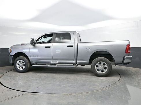 Used 2024 RAM 2500 Big Horn w/ Level 2 Equipment Group AWD/4WD image 6