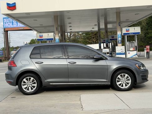 Used 2015 Volkswagen Golf S FWD image 24