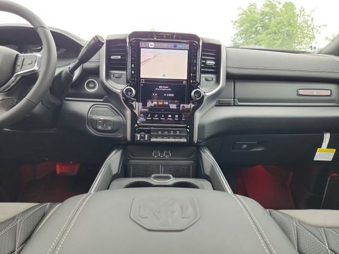 New 2026 RAM 2500 Laramie w/ Night Edition AWD/4WD image 20