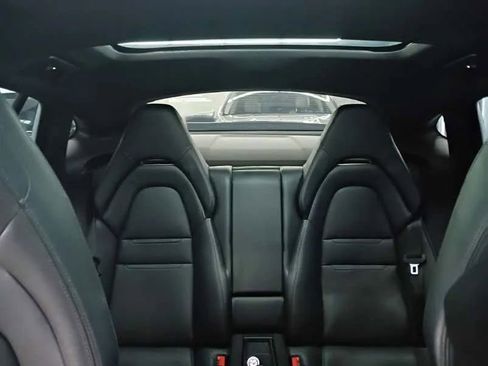 Used 2018 Porsche Panamera w/ Premium Package Plus image 19