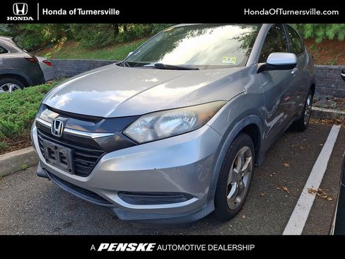 Certified 2017 Honda HR-V LX image 1