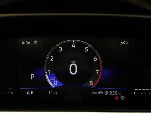 New 2025 Volkswagen Taos SE image 8