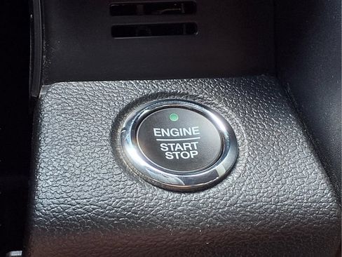 Used 2020 Ford F150 Lariat AWD/4WD image 23