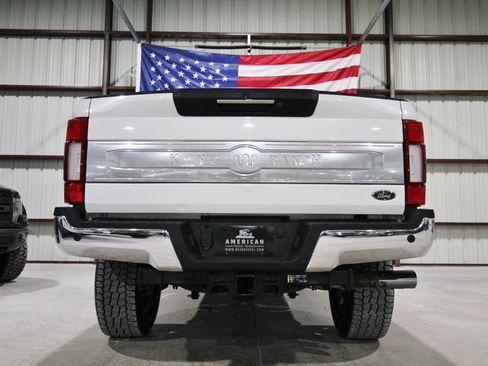 Used 2022 Ford F250 King Ranch w/ King Ranch Ultimate Package AWD/4WD image 9