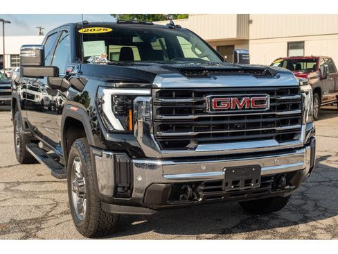 Used 2025 GMC Sierra 2500 SLT AWD/4WD image 34
